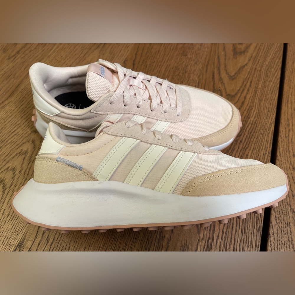 Adidas Run 70's Women's Running Shoes size 5.5